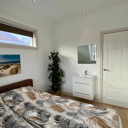 Pollux 6 Pers 300m Het Apartamento *